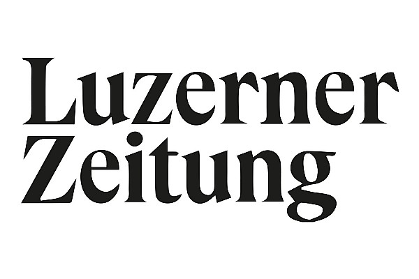 «Spazieren zu zweit» in der Luzerner Zeitung